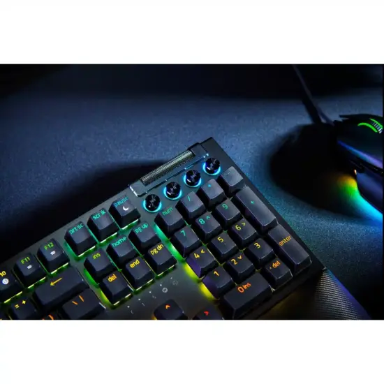 Razer - BlackWidow V4 Green Switch RGB Gaming Keyboard - UK Layout Close Up