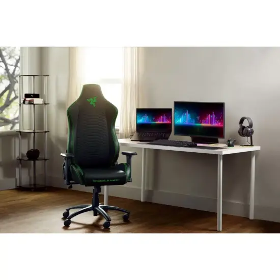 Razer - Iskur XL Chair - Green & Black Set Up